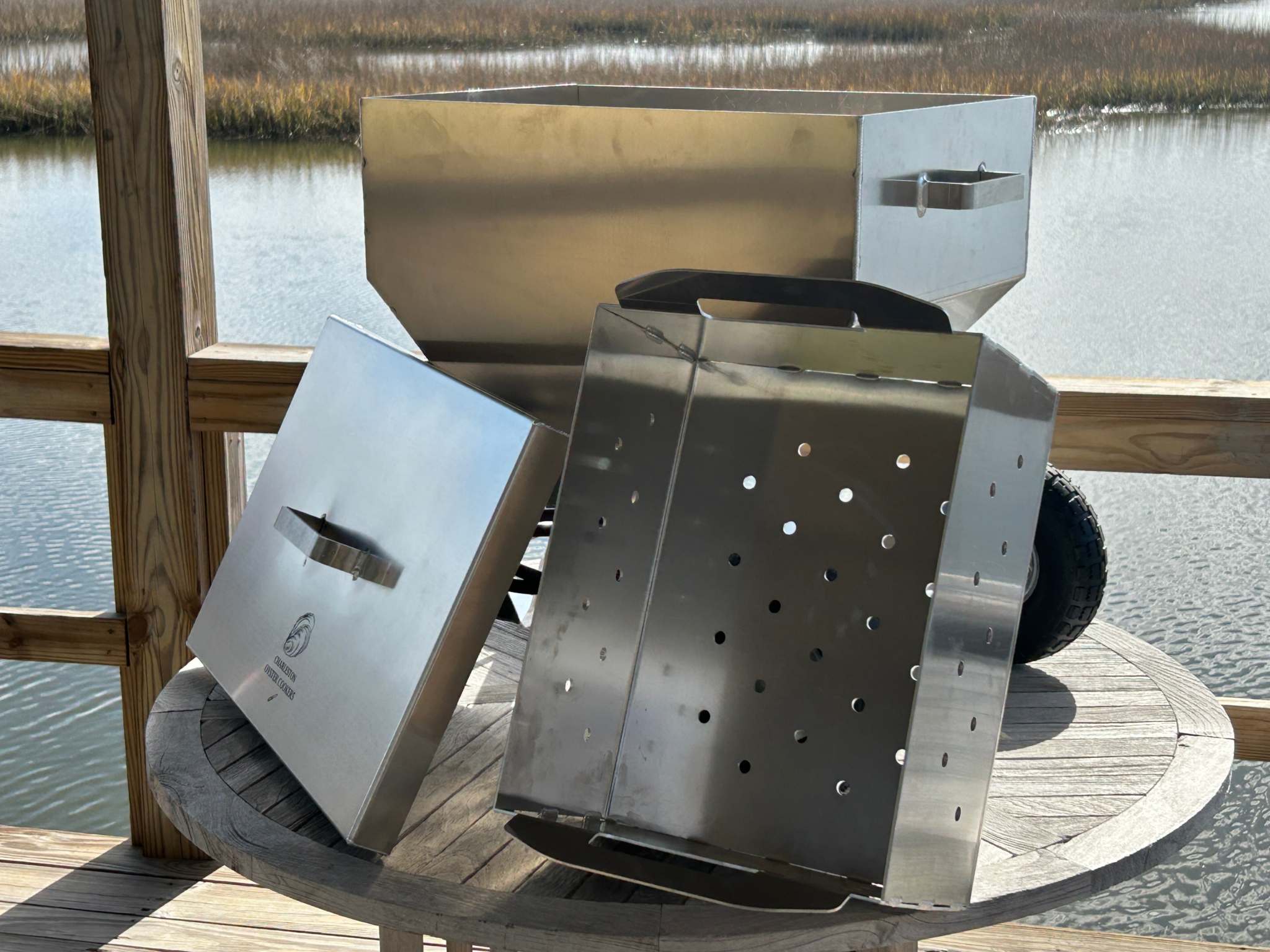 The Classic 4x4 seafood cooker with marine grade aluminum construction and integrated handles.