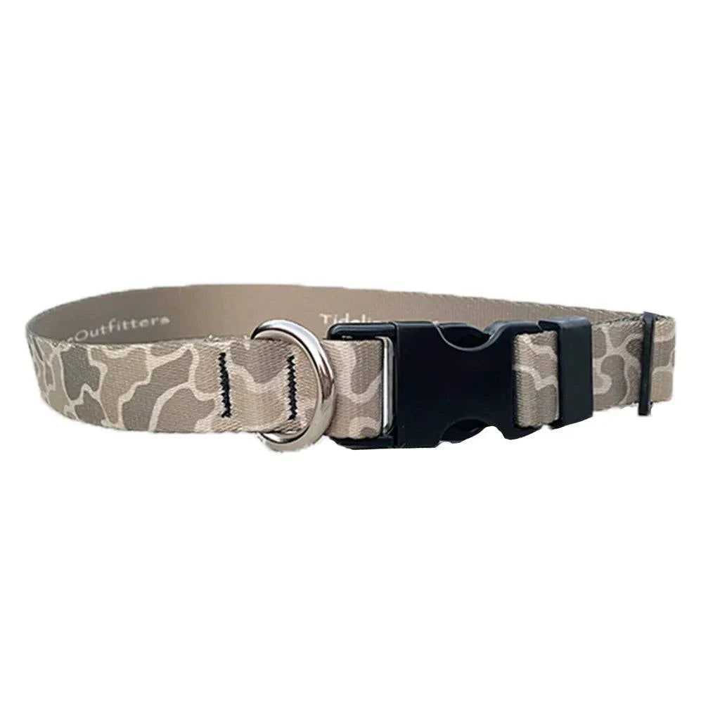 Charleston Oyster Dog Collar with camo pattern, adjustable buckle, and D-ring.
